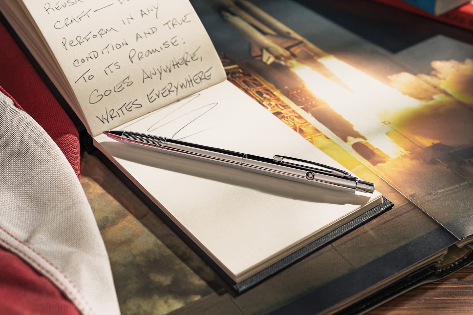 Shuttle Space Pen (chrome)