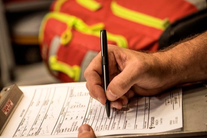 Cap-O-Matic Pen (white line)